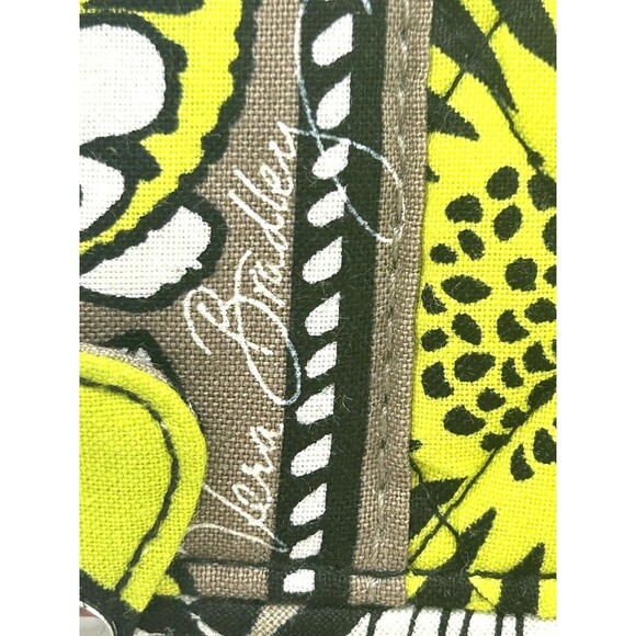 Vera‎ Bradley Wristlet Wallet -'Citron' Pattern. SKU BR250 - Picture 3 of 11